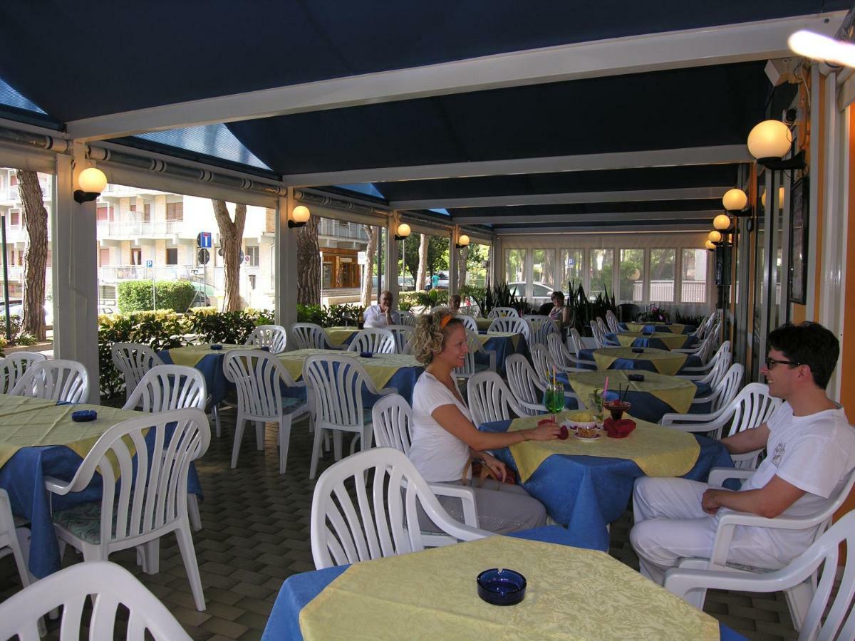 Hotel Garni Tahiti Bibione Exterior photo